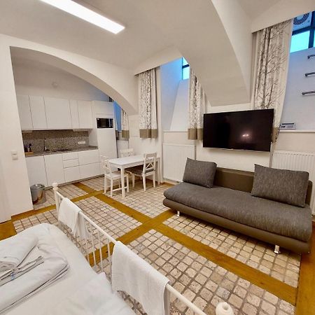 فيينا Modern Studios Near City Center المظهر الخارجي الصورة
